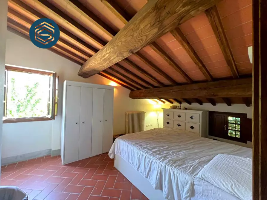 Immagine 23 di Rustico / casale in vendita  in VIA FORNELLO 95 a Campi Bisenzio