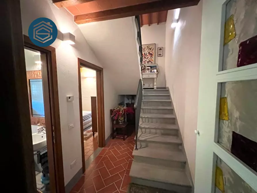 Immagine 25 di Rustico / casale in vendita  in VIA FORNELLO 95 a Campi Bisenzio