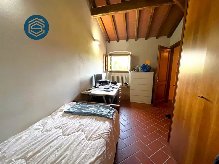 Immagine 29 di Rustico / casale in vendita  in VIA FORNELLO 95 a Campi Bisenzio
