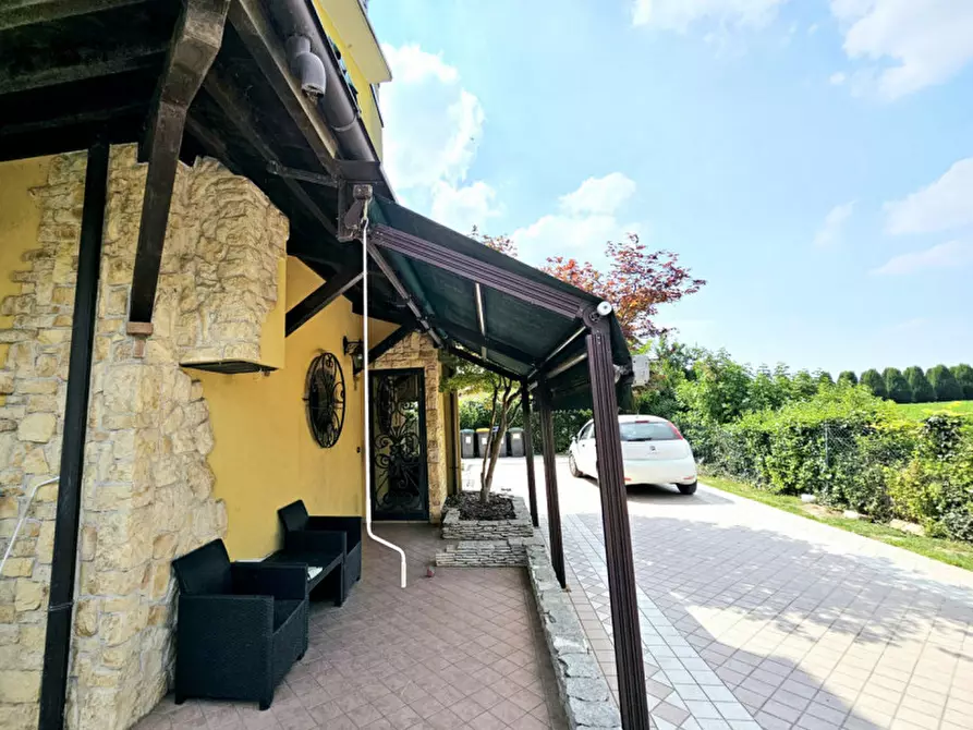 Immagine 5 di Casa bifamiliare in vendita  in VIA PRIMO LEVI a Solesino