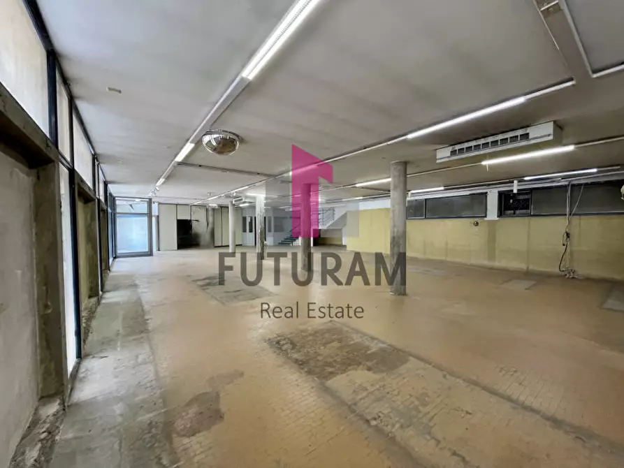 Immagine 22 di Negozio in affitto  in via nazionale 1 a Mira