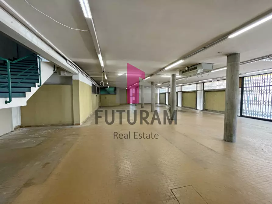 Immagine 31 di Negozio in affitto  in via nazionale 1 a Mira