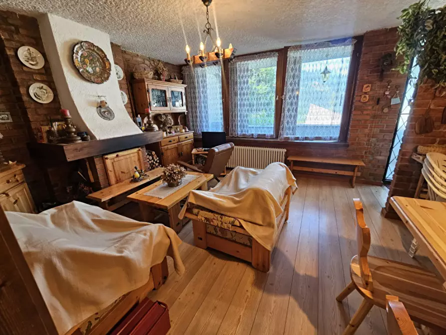 Immagine 6 di Appartamento in vendita  in Str. di Vòlta Bèla, n. 15 a Commezzadura