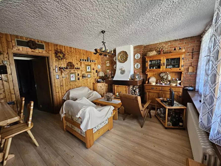 Immagine 8 di Appartamento in vendita  in Str. di Vòlta Bèla, n. 15 a Commezzadura