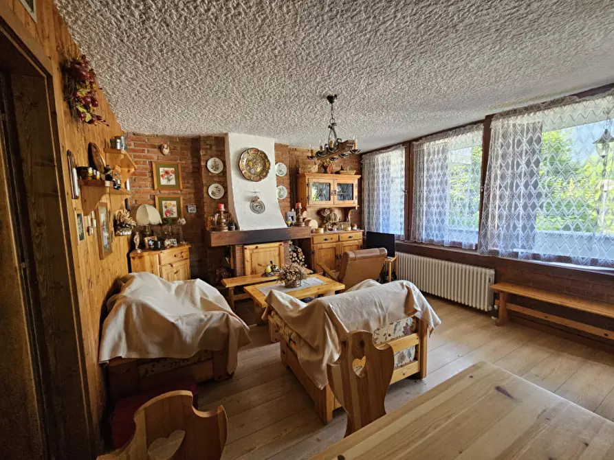 Immagine 9 di Appartamento in vendita  in Str. di Vòlta Bèla, n. 15 a Commezzadura