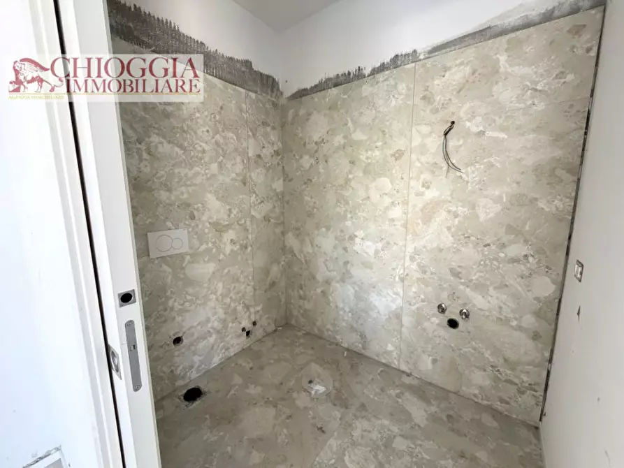 Immagine 15 di Casa quadrifamiliare in vendita  in Viale Mediterraneo a Chioggia