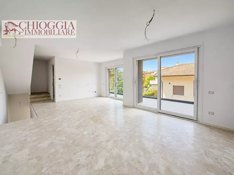 Immagine 17 di Casa quadrifamiliare in vendita  in Viale Mediterraneo a Chioggia