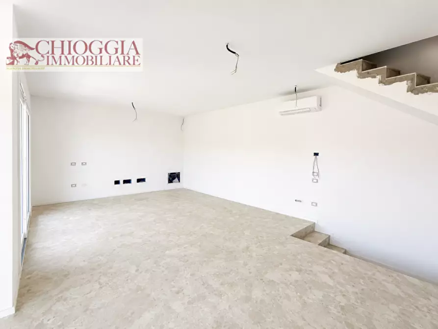 Immagine 18 di Casa quadrifamiliare in vendita  in Viale Mediterraneo a Chioggia