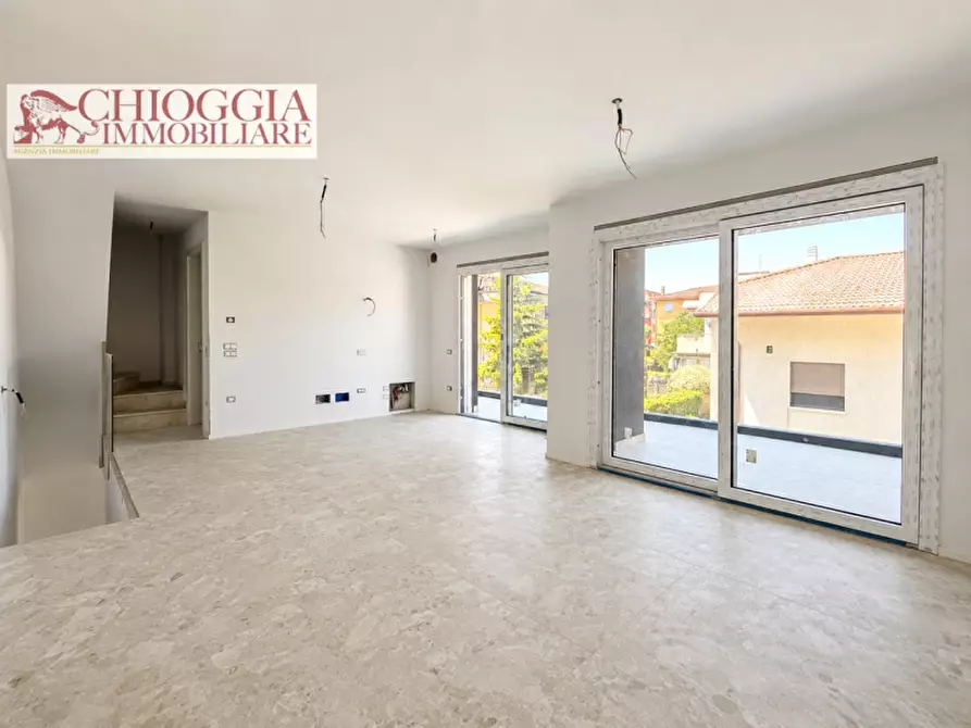 Immagine 19 di Casa quadrifamiliare in vendita  in Viale Mediterraneo a Chioggia