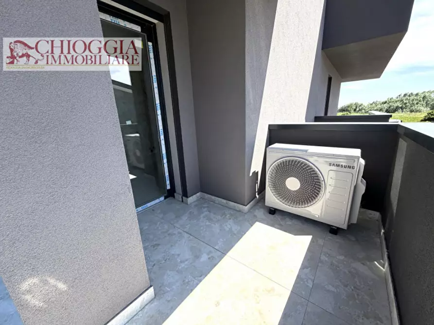 Immagine 23 di Casa quadrifamiliare in vendita  in Viale Mediterraneo a Chioggia