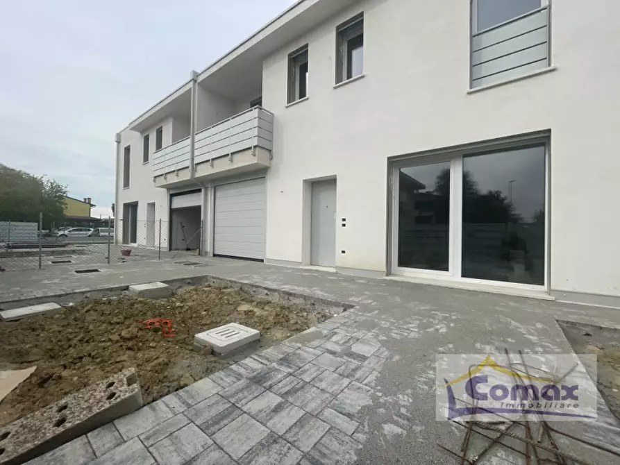 Immagine 6 di Casa quadrifamiliare in vendita  in Via Roma a Rubano