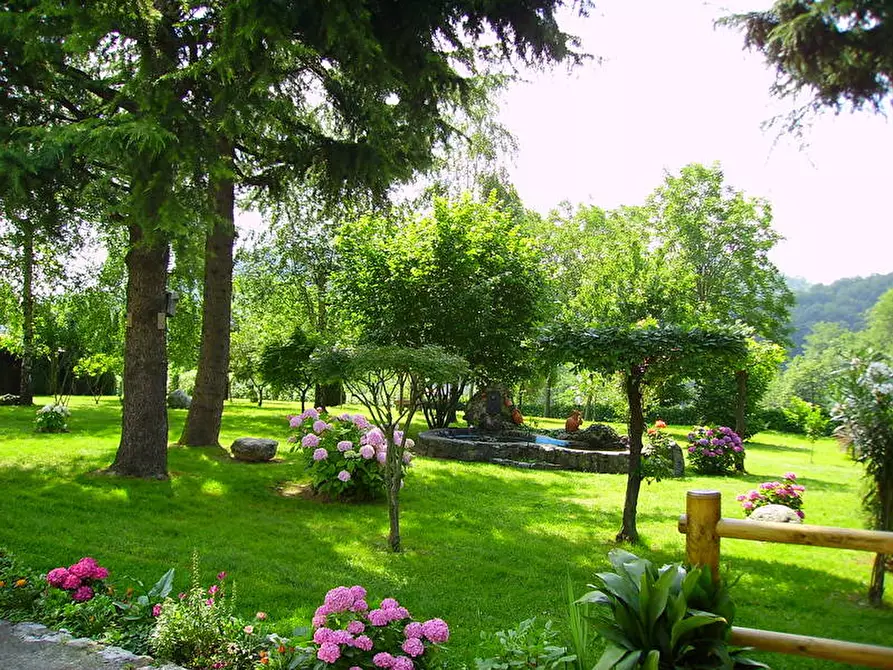 Immagine 1 di Villa in vendita  in Via Euganea Villa a Teolo