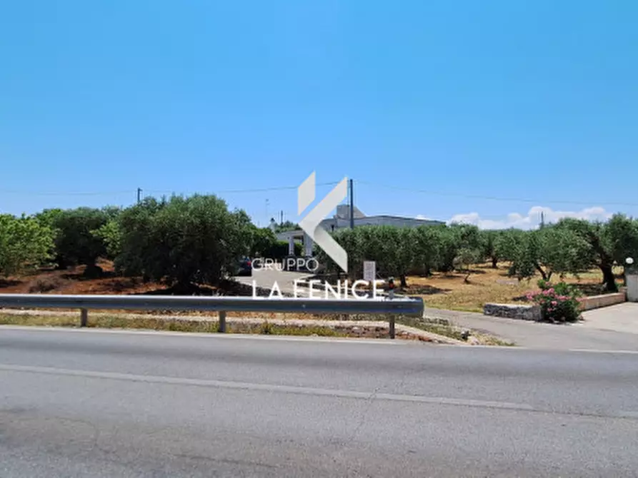 Immagine 1 di Terreno in vendita  in c.da Pentimi a Locorotondo