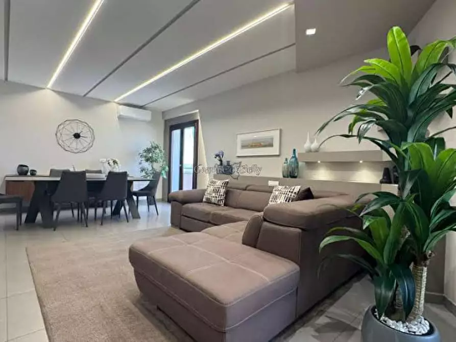 Immagine 3 di Appartamento in vendita  in Via Comunale Fosso Tantillo Pirato Quartarella a Modica