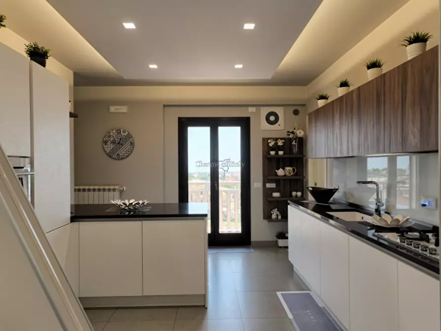 Immagine 6 di Appartamento in vendita  in Via Comunale Fosso Tantillo Pirato Quartarella a Modica