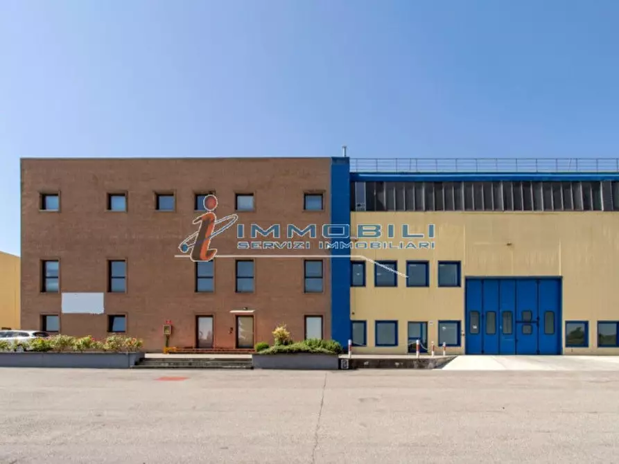 Immagine 9 di Laboratorio in affitto  in VIA COLLODI a Calderara Di Reno