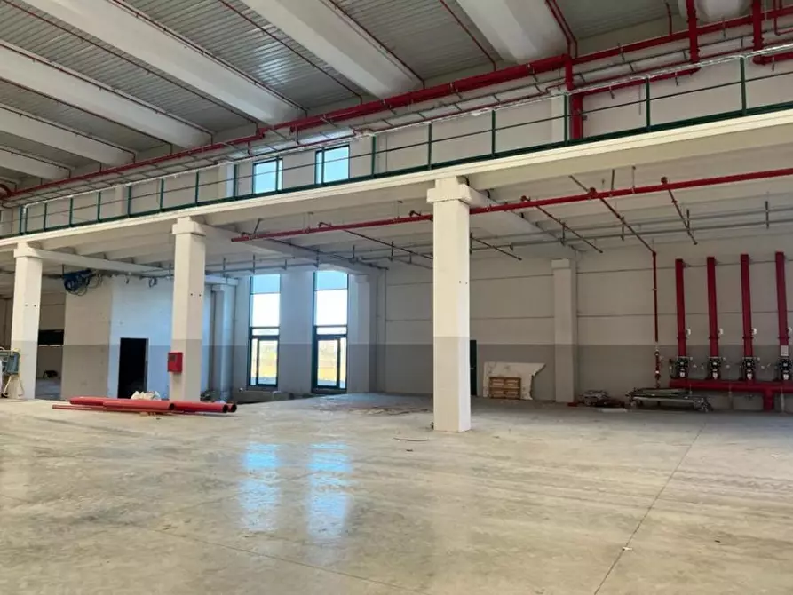 Immagine 17 di Laboratorio in affitto  in VIA MONASTERO a Oppeano