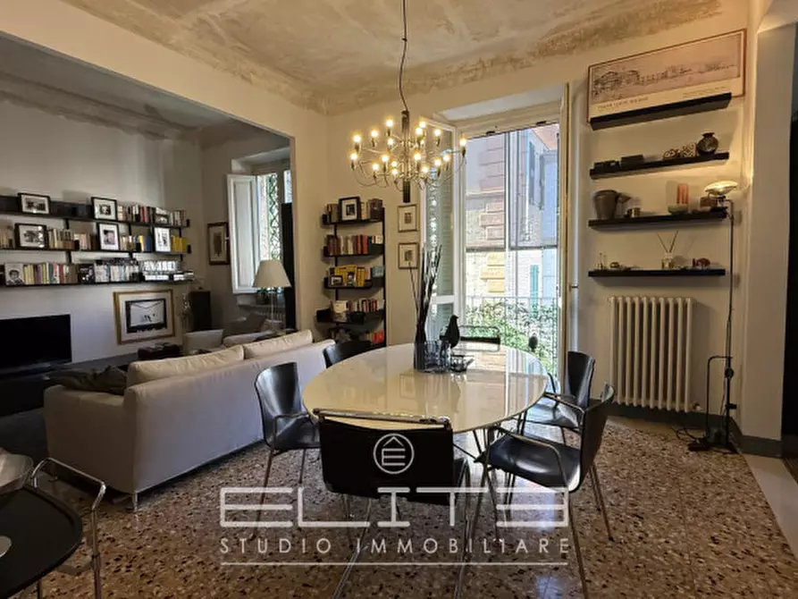 Immagine 5 di Appartamento in vendita  a Ancona