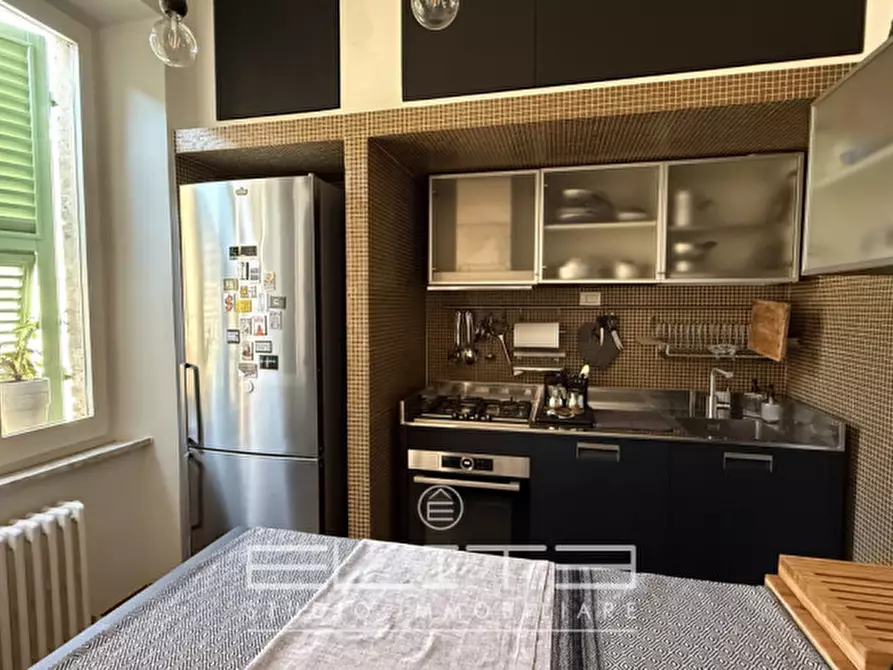 Immagine 10 di Appartamento in vendita  a Ancona