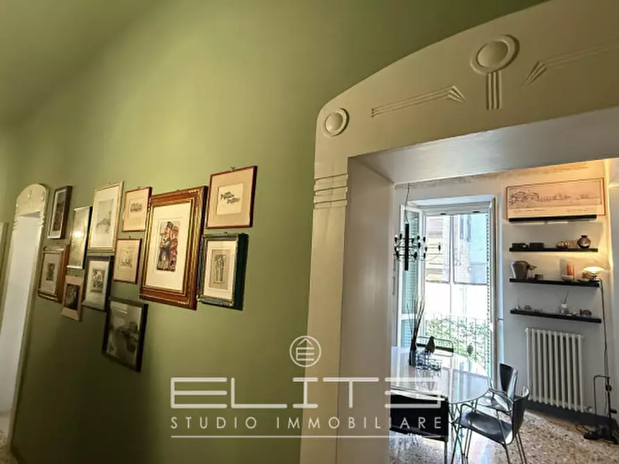 Immagine 13 di Appartamento in vendita  a Ancona