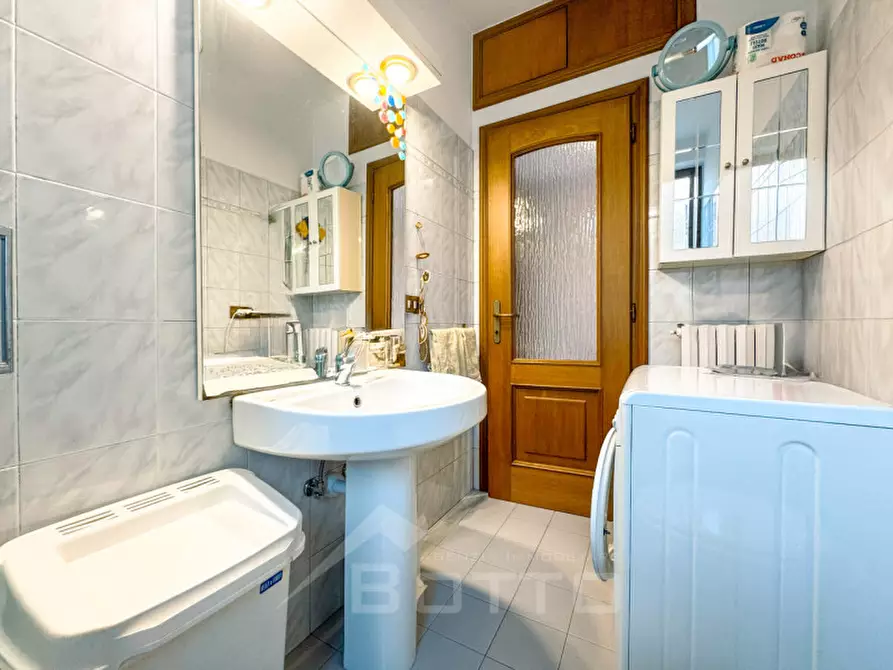 Immagine 15 di Appartamento in vendita  in Via Giuseppe Torchio 10 a Serravalle Sesia