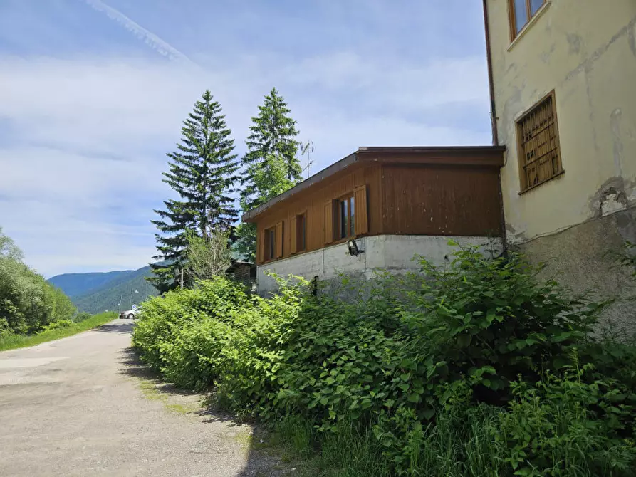 Immagine 2 di Appartamento in vendita  in Via Tonale a Dimaro Folgarida
