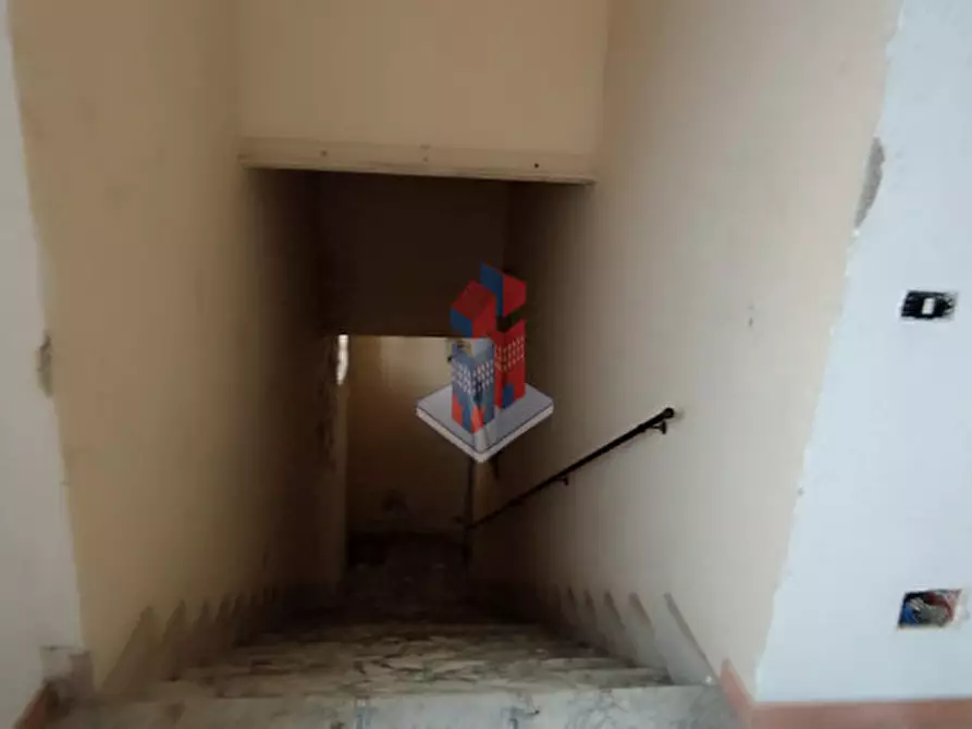 Immagine 11 di Negozio in affitto  in POGGIOREALE - VIA TRACCIA a Napoli