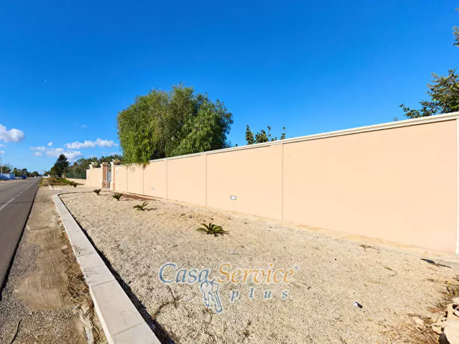 Immagine 4 di Villa in vendita  in Via Gallipoli a Gallipoli