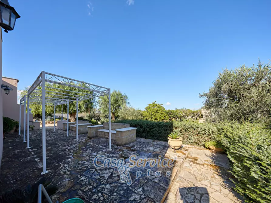 Immagine 20 di Villa in vendita  in Via Gallipoli a Gallipoli