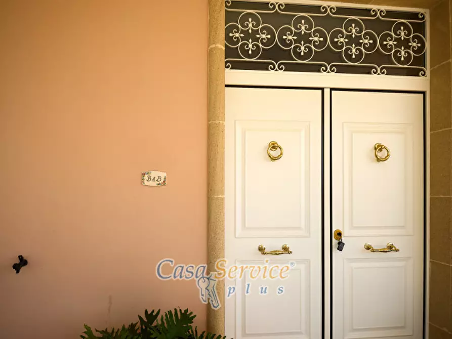 Immagine 25 di Villa in vendita  in Via Gallipoli a Gallipoli