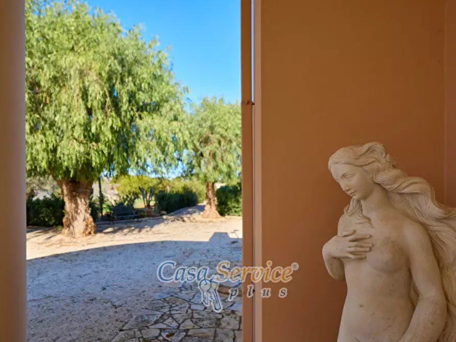 Immagine 26 di Villa in vendita  in Via Gallipoli a Gallipoli