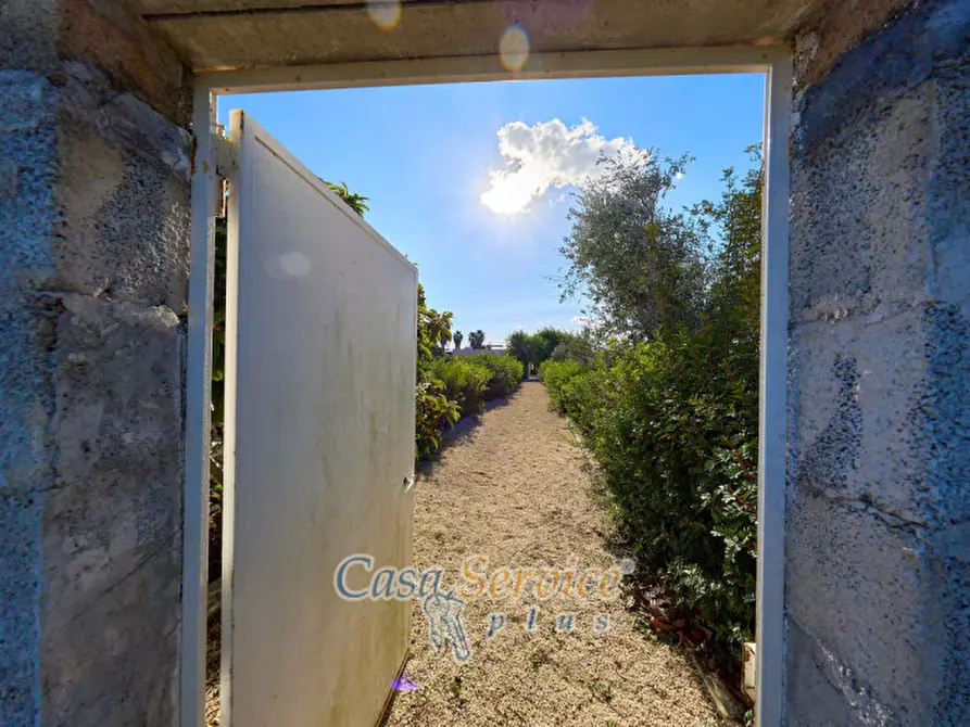 Immagine 31 di Villa in vendita  in Via Gallipoli a Gallipoli