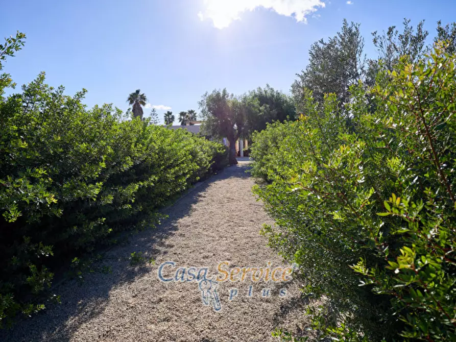 Immagine 32 di Villa in vendita  in Via Gallipoli a Gallipoli