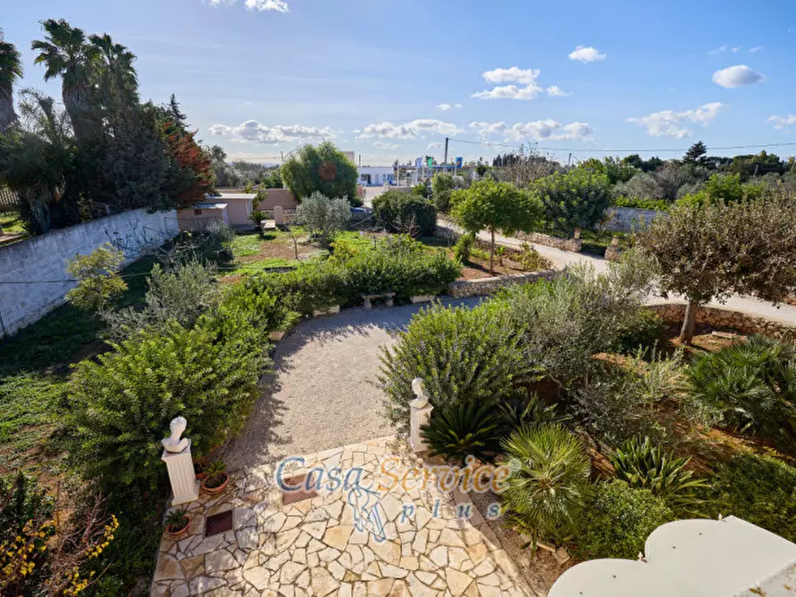 Immagine 42 di Villa in vendita  in Via Gallipoli a Gallipoli
