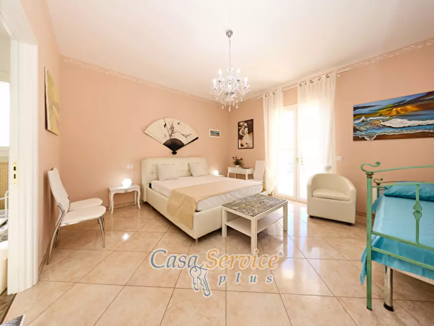 Immagine 49 di Villa in vendita  in Via Gallipoli a Gallipoli