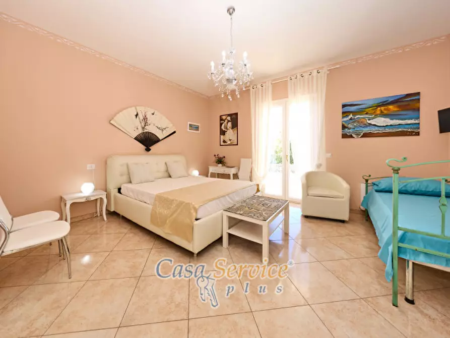 Immagine 50 di Villa in vendita  in Via Gallipoli a Gallipoli