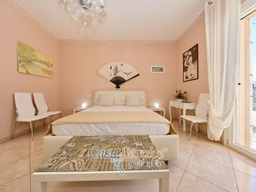 Immagine 51 di Villa in vendita  in Via Gallipoli a Gallipoli