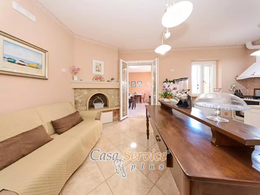 Immagine 62 di Villa in vendita  in Via Gallipoli a Gallipoli