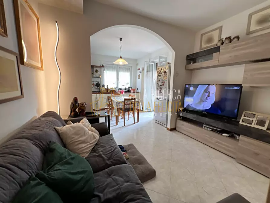 Immagine 3 di Appartamento in vendita  in Via Schio 9 a Torrebelvicino