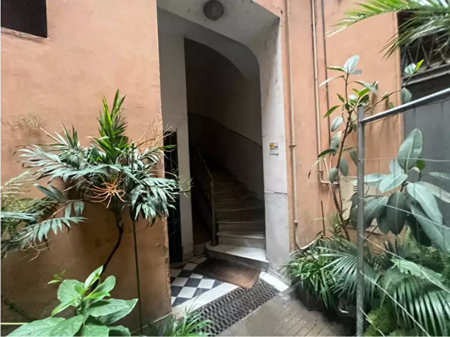 Immagine 4 di Appartamento in vendita  in Via Arenula a Roma