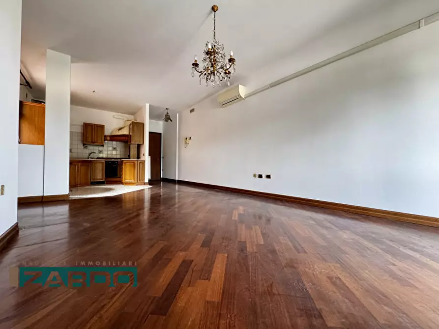 Immagine 2 di Appartamento in vendita  a Castelfranco Veneto