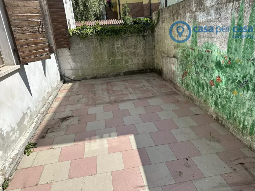 Immagine 8 di Casa bifamiliare in vendita  a Rovigo