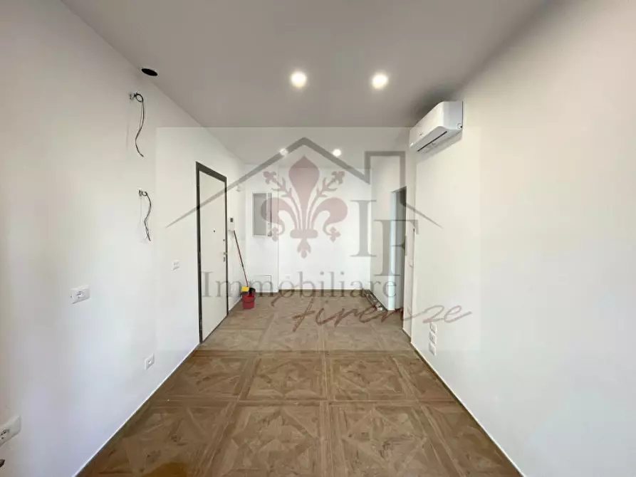 Immagine 3 di Appartamento in vendita  a Firenze