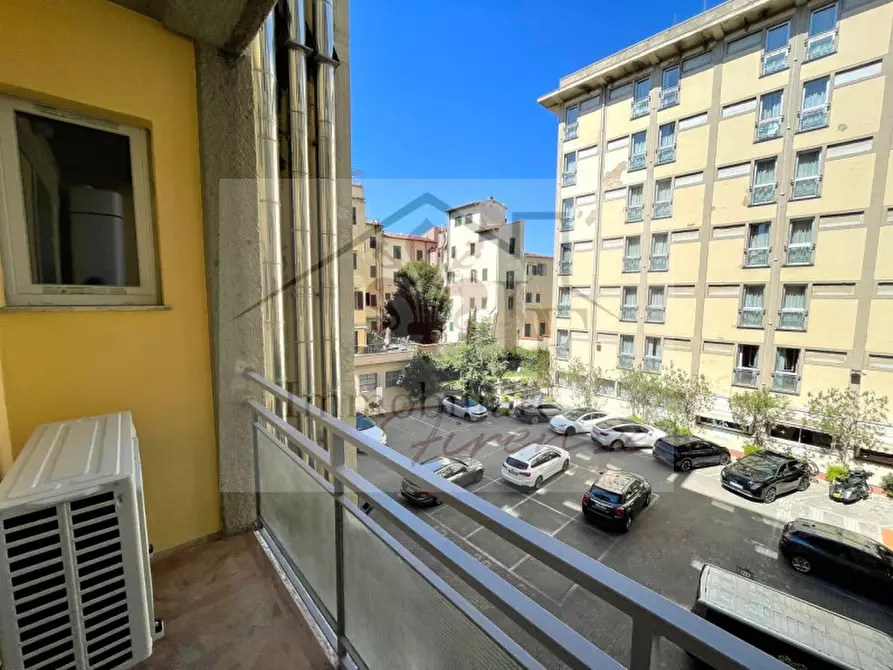 Immagine 5 di Appartamento in vendita  a Firenze