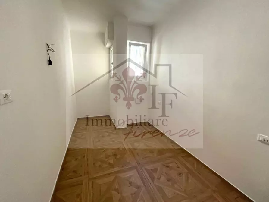 Immagine 7 di Appartamento in vendita  a Firenze