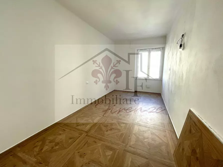 Immagine 11 di Appartamento in vendita  a Firenze
