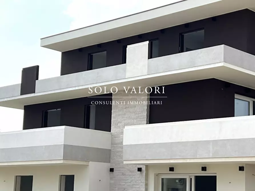 Immagine 3 di Appartamento in vendita  a Castelfranco Veneto