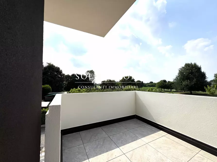 Immagine 5 di Appartamento in vendita  a Castelfranco Veneto