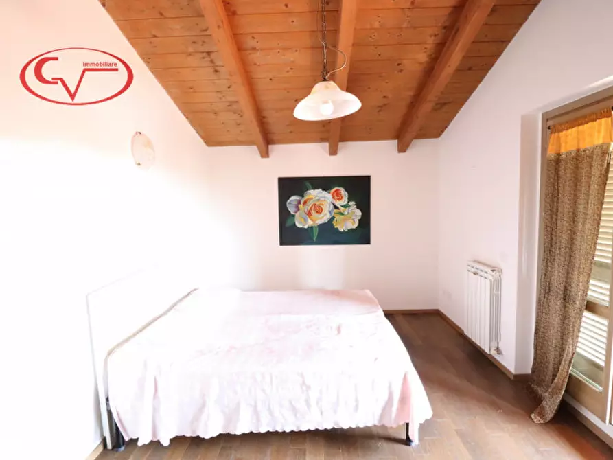 Immagine 9 di Appartamento in vendita  in cicogna a Terranuova Bracciolini