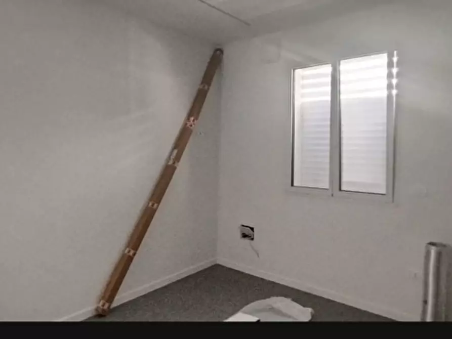 Immagine 5 di Appartamento in affitto  a Rimini